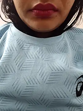 Snapshot of Aaradhya chatting on 12/18/24, 01:26 Aaradhya online show from 12/18/24, 01:26