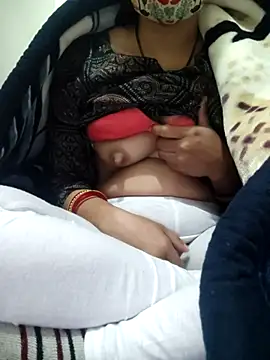 Snapshot of Aaradhya chatting on 12/15/25, 12:48 Aaradhya online show from 12/15/25, 12:48