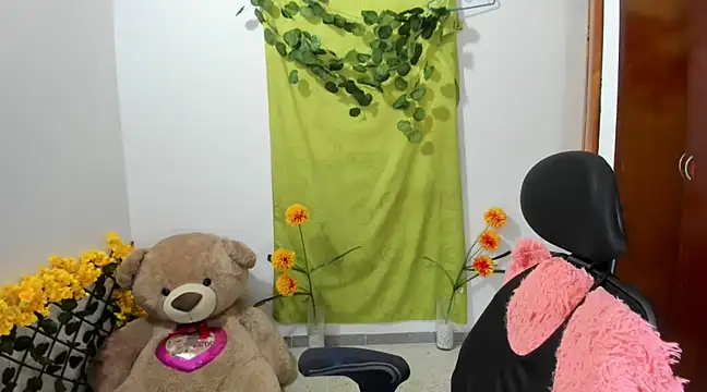 corzoethan online show from 12/25/24, 04:22