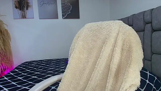 MariianaGomez online show from 05/13/26, 03:20