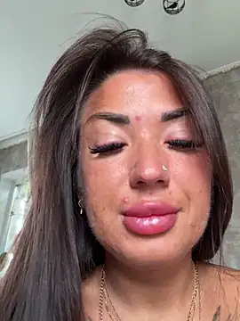 RuslanaXX online show from 09/21/25, 02:13