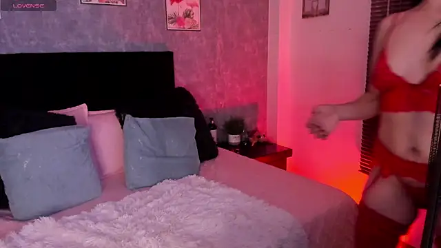 Snapshot of Nathaly-Lopez chatting on 02/09/25, 01:25 Nathaly-Lopez online show from 02/09/25, 01:25