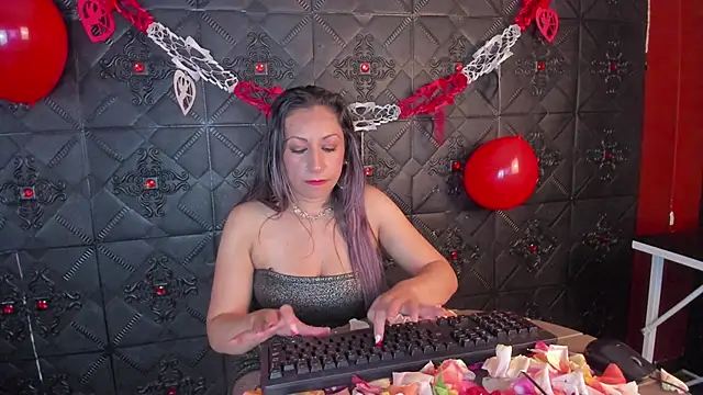 Natasha Wolff01  online show from 02/14/25, 11:53