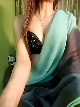 Snapshot of seductivegirl55 chatting on 12/17/25, 06:47 seductivegirl55 online show from 12/17/25, 06:47