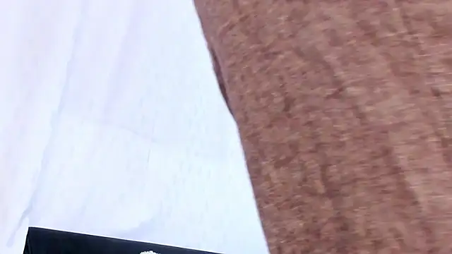 Snapshot of NoahhBrown chatting on 10/15/25, 11:38 NoahhBrown online show from 10/15/25, 11:38