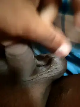 Snapshot of raj0592 chatting on 03/12/25, 03:35 raj0592 online show from 03/12/25, 03:35