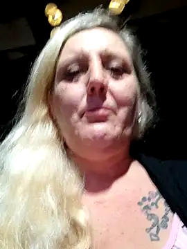 BecciDeluxe online show from 06/09/26, 09:59