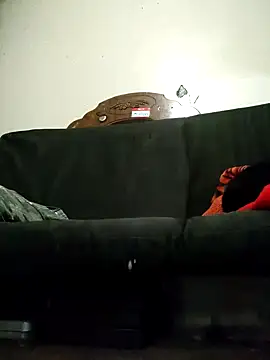 Snapshot of LongDickZee562 chatting on 12/07/24, 10:34 LongDickZee562 online show from 12/07/24, 10:34