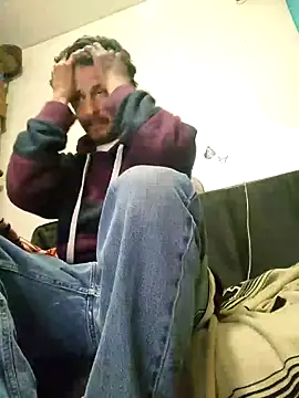 Snapshot of LongDickZee562 chatting on 01/28/25, 05:43 LongDickZee562 online show from 01/28/25, 05:43