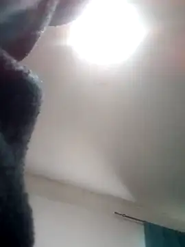 Snapshot of LongDickZee562 chatting on 03/09/25, 06:00 LongDickZee562 online show from 03/09/25, 06:00