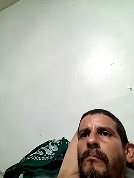 Snapshot of LongDickZee562 chatting on 09/18/25, 08:16 LongDickZee562 online show from 09/18/25, 08:16