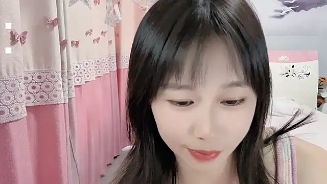 Snapshot of Shleybaby chatting on 10/28/25, 06:50 Shleybaby online show from 10/28/25, 06:50