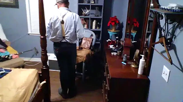 Snapshot of Onesieboy4daddys chatting on 12/03/25, 06:32 Onesieboy4daddys online show from 12/03/25, 06:32