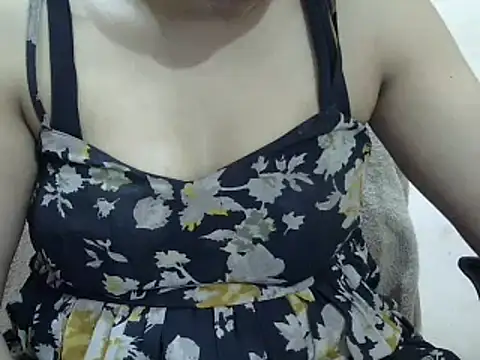 Naughty-Jiya online show from 03/18/25, 07:52