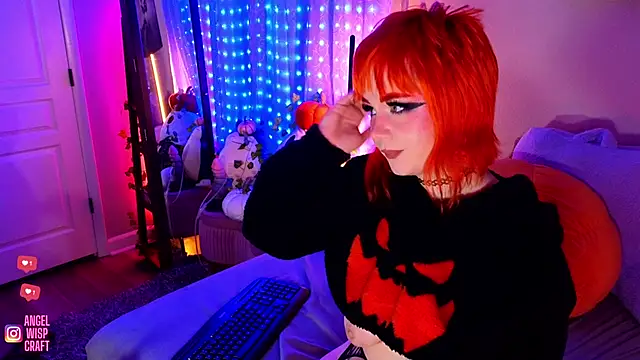 Snapshot of Angel-Lewd-Cake chatting on 01/31/25, 01:02 Angel-Lewd-Cake online show from 01/31/25, 01:02