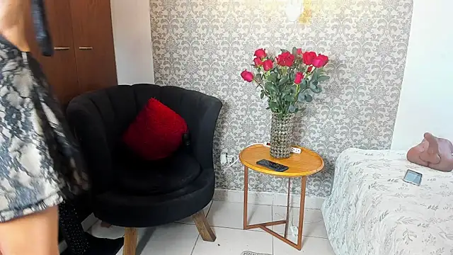 Snapshot of mabelsaravia chatting on 05/14/26, 06:37 mabelsaravia online show from 05/14/26, 06:37