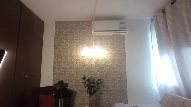 Snapshot of mabelsaravia chatting on 05/21/26, 06:48 mabelsaravia online show from 05/21/26, 06:48