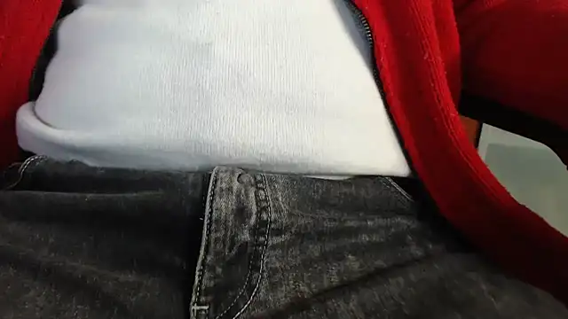 smoothandtiny online show from 02/11/25, 10:48