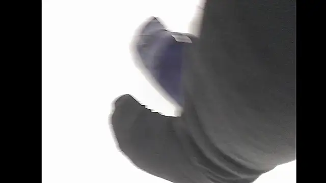 Snapshot of KIZLAZIMYaa chatting on 11/05/25, 05:02 KIZLAZIMYaa online show from 11/05/25, 05:02