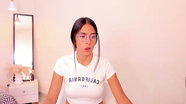 your khloe online show from 06/13/26, 01:42