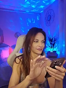 Luna Kitanna online show from 07/05/26, 08:10