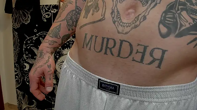 Snapshot of layneinchains chatting on 02/27/25, 07:15 layneinchains online show from 02/27/25, 07:15