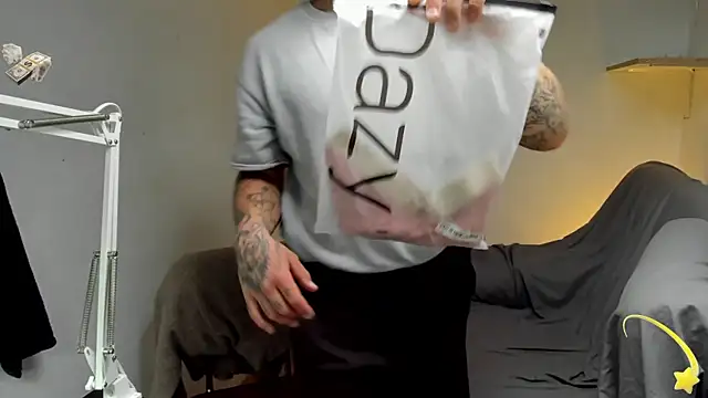 layneinchains online show from 06/22/26, 02:03