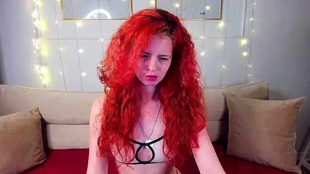 Snapshot of RubyAttwood chatting on 02/13/25, 03:50 RubyAttwood online show from 02/13/25, 03:50