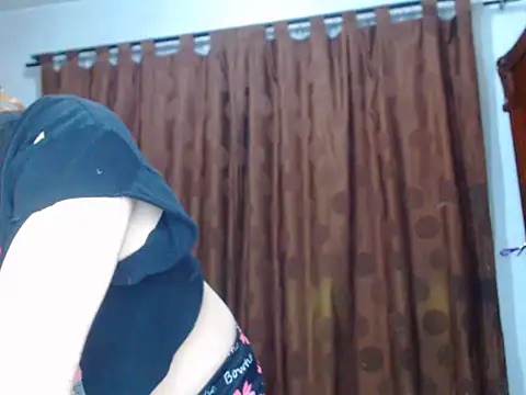 Redhead incandy online show from 06/15/26, 12:13