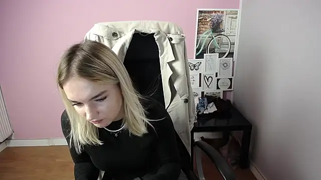 viktoria lovely online show from 10/06/25, 07:06