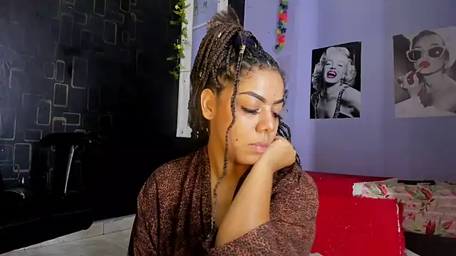 Alika01 online show from 02/02/25, 11:21