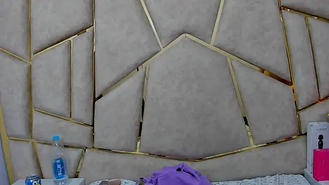 Snapshot of Kloe_Candy1 chatting on 02/03/26, 04:43 Kloe Candy1 online show from 02/03/26, 04:43