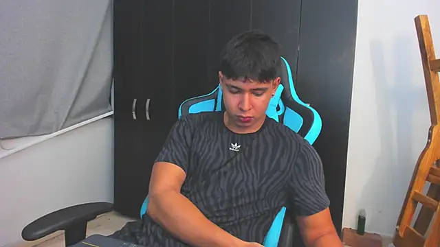 Bray Kevin online show from 12/04/25, 03:49