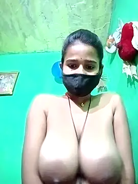 Cuti jiyax online show from 12/11/24, 10:58