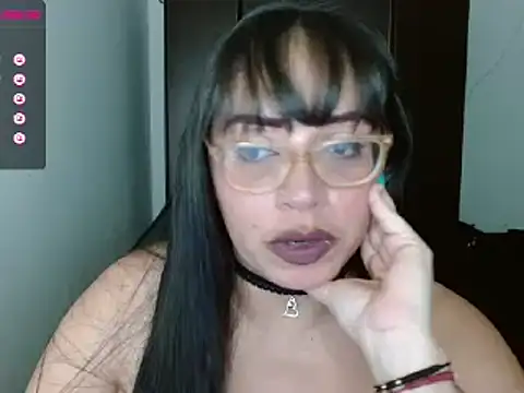 Snapshot of natashasmithe chatting on 12/28/24, 03:15 natashasmithe online show from 12/28/24, 03:15
