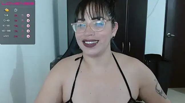 Snapshot of natashasmithe chatting on 01/07/25, 07:17 natashasmithe online show from 01/07/25, 07:17