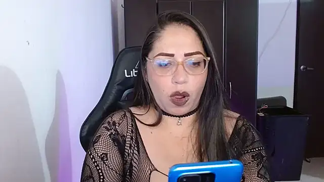 Snapshot of natashasmithe chatting on 09/24/25, 12:47 natashasmithe online show from 09/24/25, 12:47