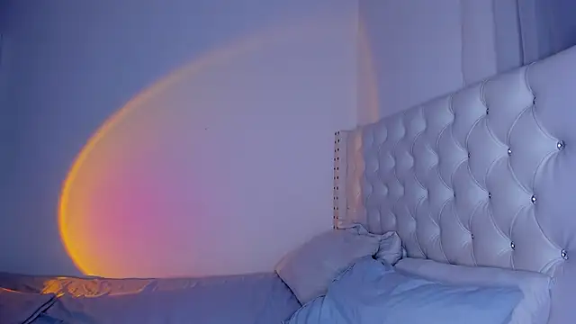 IsabelaVanegas  online show from 02/09/25, 05:08
