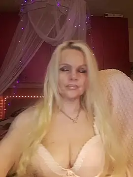 Angeldevilus online show from 04/19/26, 12:00