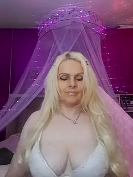 Angeldevilus online show from 06/07/26, 10:24
