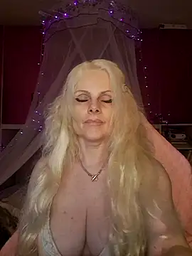 Angeldevilus online show from 06/26/26, 12:37