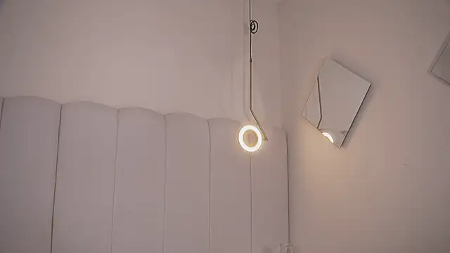 Abby-me online show from 10/21/25, 12:39