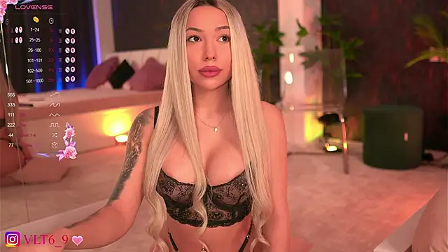 violettabunny03 online show from 03/13/25, 11:27