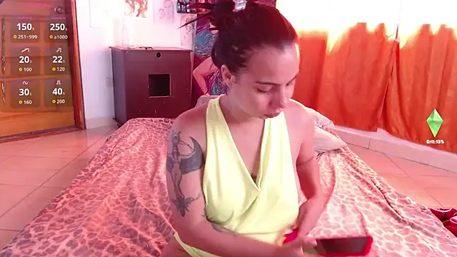 Snapshot of Tiffany_prettygirl chatting on 10/06/25, 04:15 Tiffany prettygirl online show from 10/06/25, 04:15