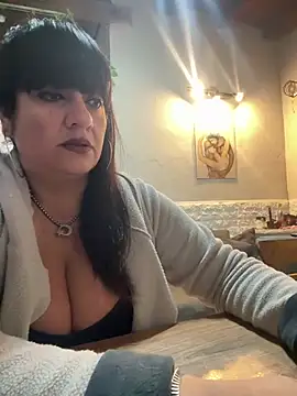 Sensualmente333 online show from 07/04/26, 12:22
