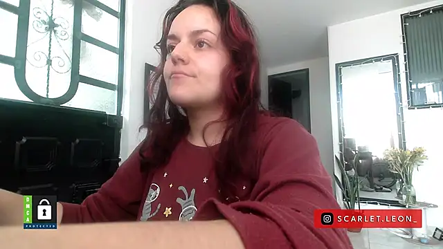 Scarletleon77 online show from 12/22/25, 05:54