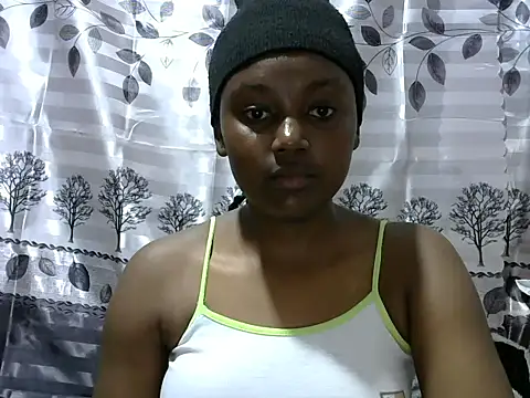 Snapshot of Sweet_kelsiey chatting on 01/18/25, 01:29 Sweet kelsiey online show from 01/18/25, 01:29
