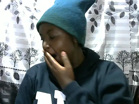Snapshot of Sweet_kelsiey chatting on 01/31/25, 03:22 Sweet kelsiey online show from 01/31/25, 03:22