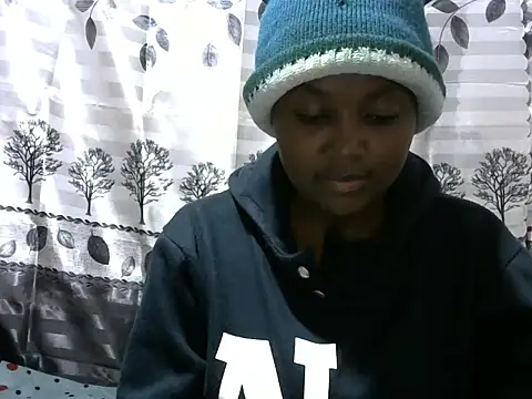 Snapshot of Sweet_kelsiey chatting on 02/02/25, 11:42 Sweet kelsiey online show from 02/02/25, 11:42