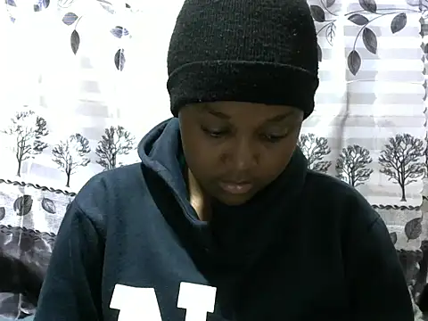 Snapshot of Sweet_kelsiey chatting on 02/04/25, 08:17 Sweet kelsiey online show from 02/04/25, 08:17